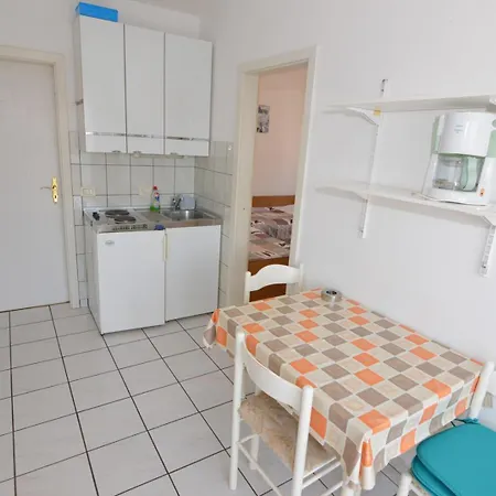 Guest house House Mai With Pool Porec