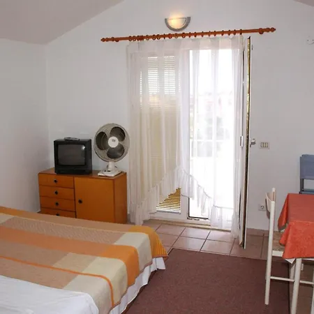 House Mai With Pool Guest house Porec