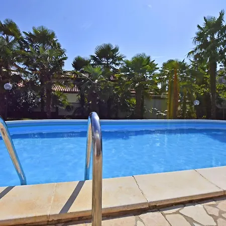 House Mai With Pool 3* Porec